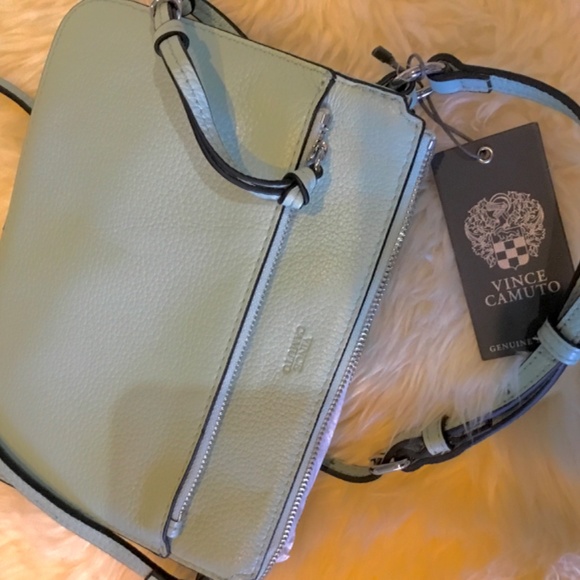 "Brand New" Vince Camuto crossbody bag - Picture 9 of 10